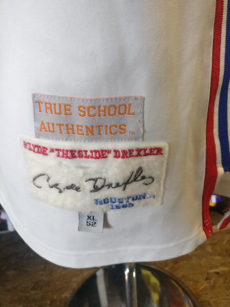 Vtg 83 22 CLYDE DREXLER Rockets NBA True School Authentics