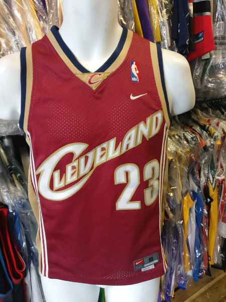 Vintage Nike Team NBA Cleveland Cavs Jersey #23 Lebron James S Burgundy