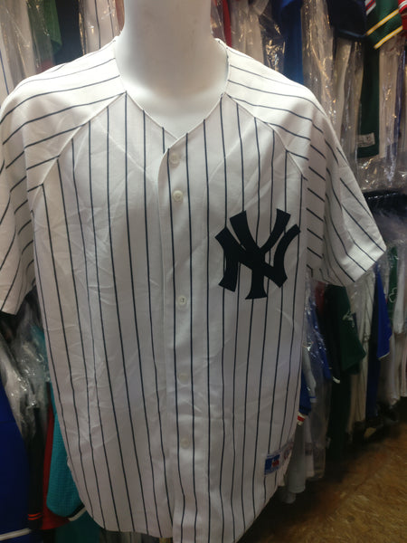 Vintage NEW YORK YANKEES MLB Russell Athletic Jersey M – XL3 VINTAGE  CLOTHING