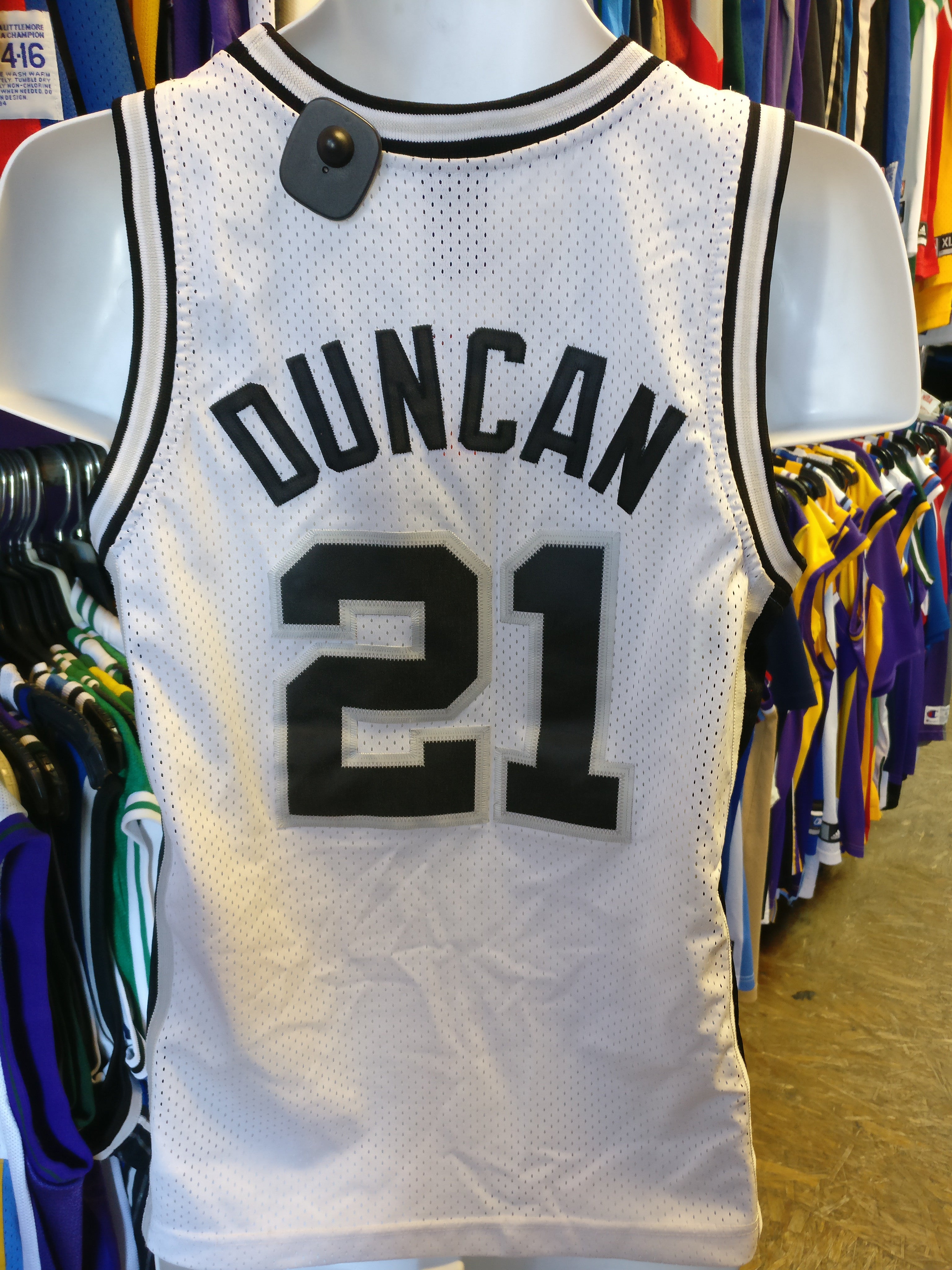 warren lotas nba spurs jersey ユニフォーム M Warren Lotas Spurs | Grailed