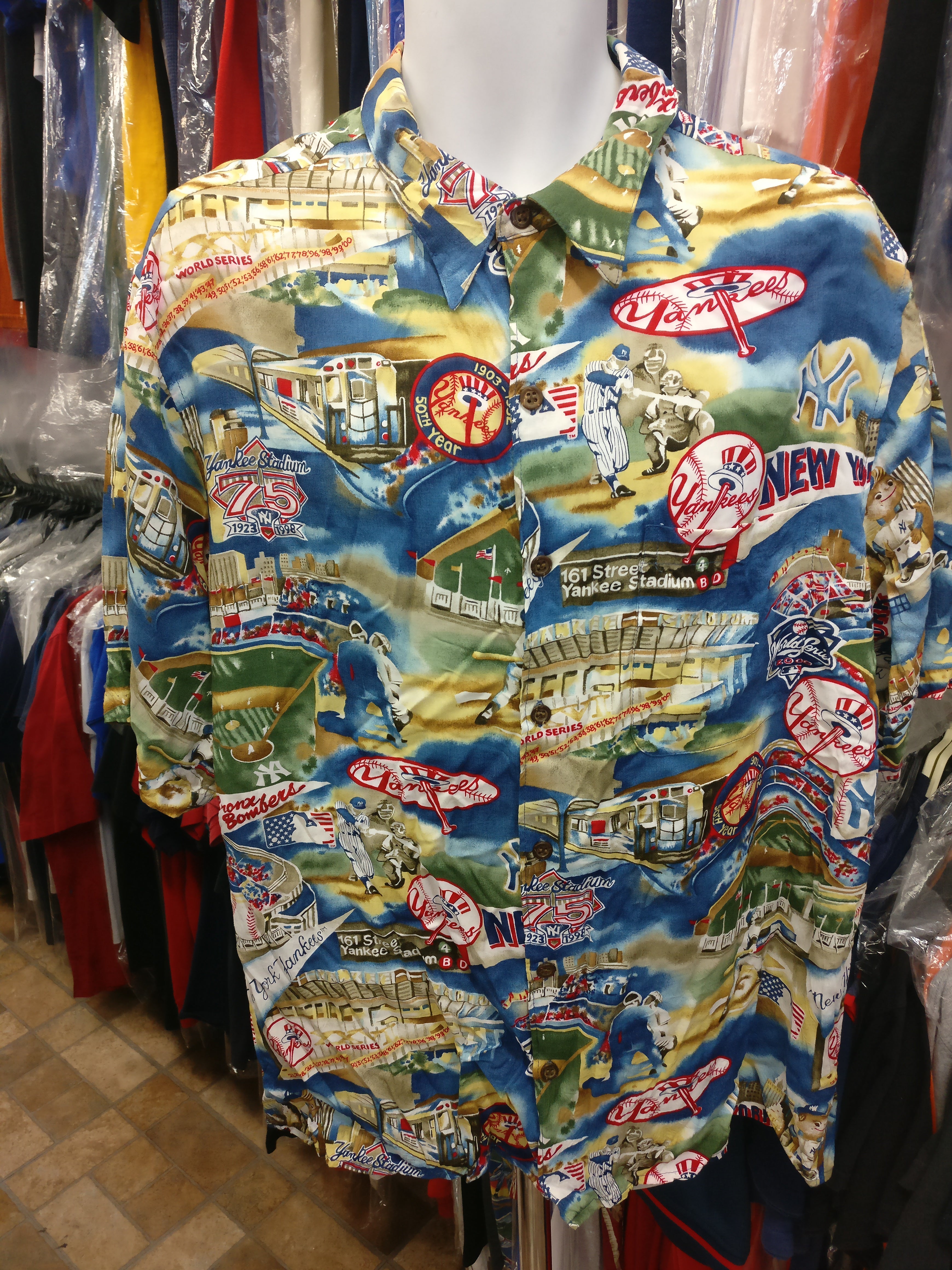 Vintage NEW YORK YANKEES MLB Reyn Spooner Rayon Hawaiian