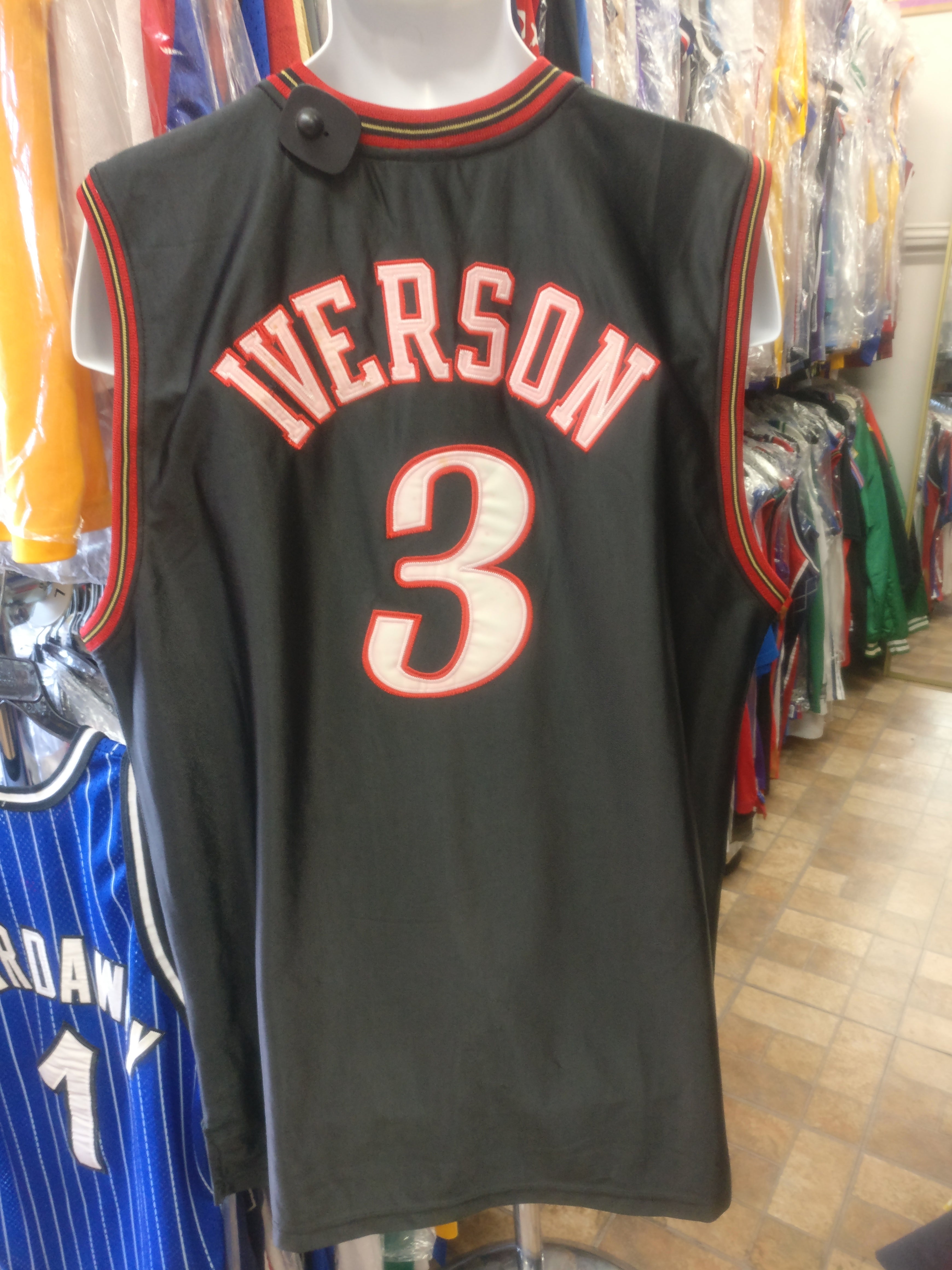 Reebok SIXERS IVERSON 3番 ユニフォーム XL 黒 赤 Vtg #3 ALLEN IVERSON Philadelphia 76ers NBA Reebok Authentic